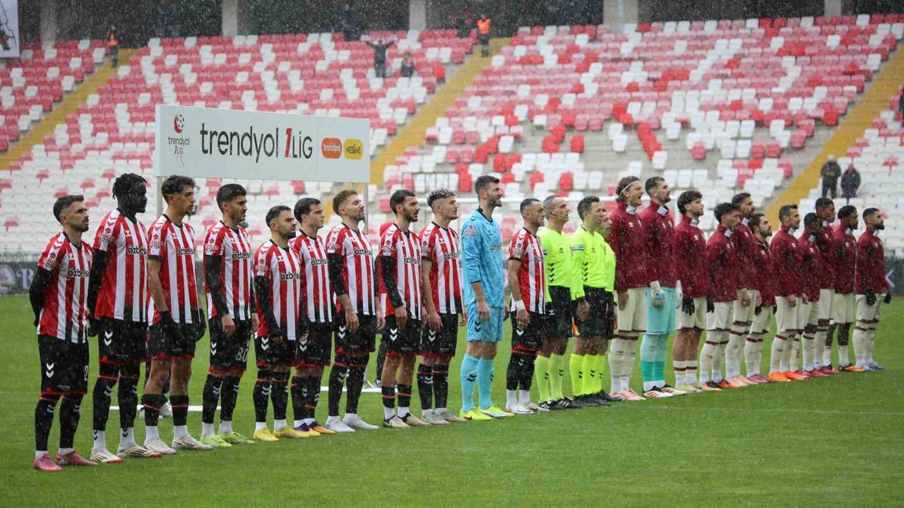 Trendyol 1. Lig: Özbelsan Sivasspor: 2 - Bandırmaspor: 0
