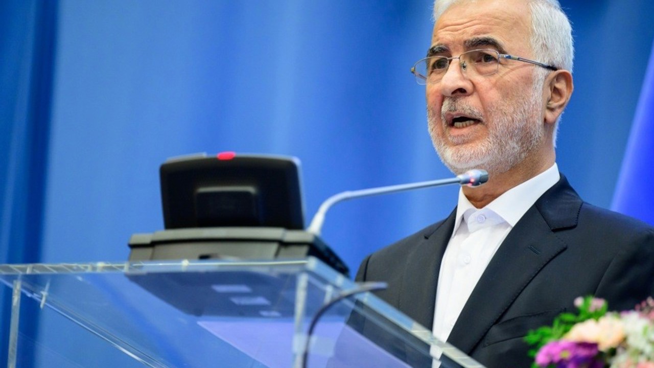 İran İçişleri Bakanı Mumini: "İran nüfusu 70 yıl içinde 40 milyonun altına düşebilir"
