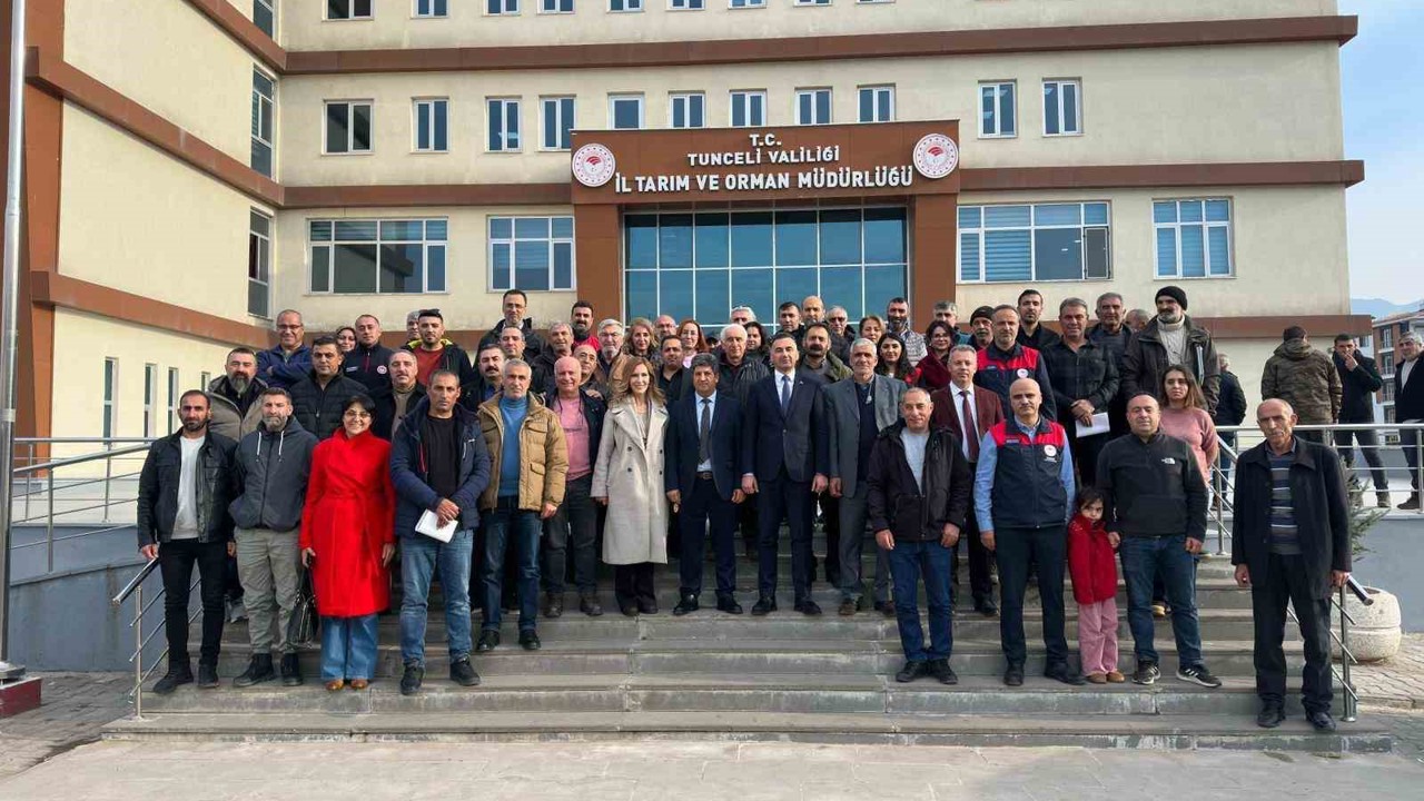 Tunceli’de arıcılara yönelik bakım ve hastalıklarla mücadele eğitimi
