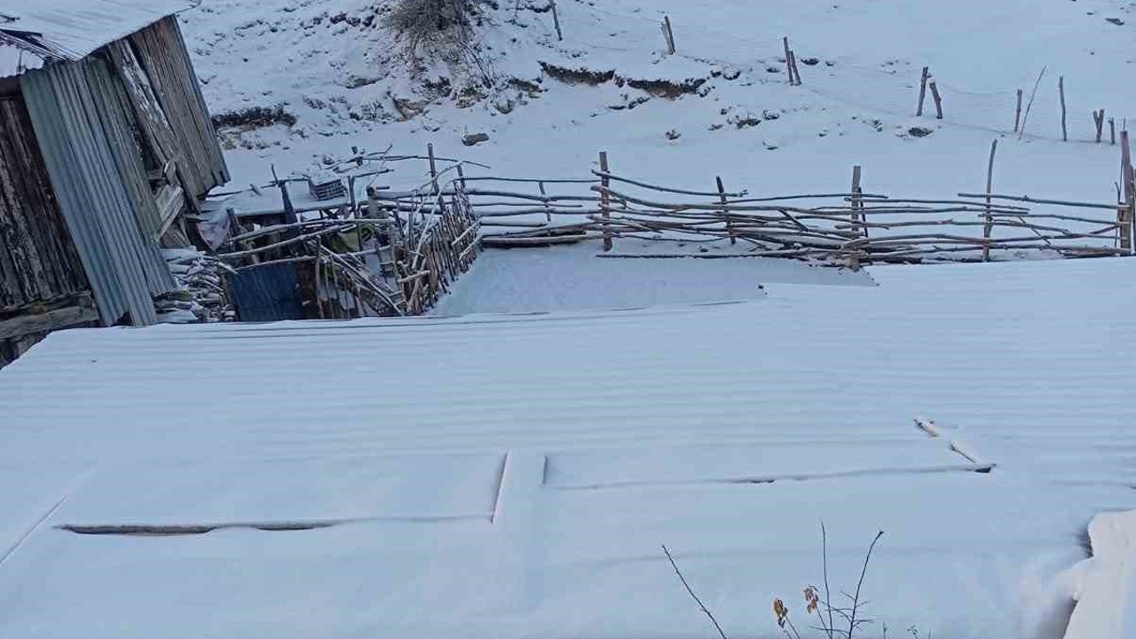 Beypazarı’nda kar yağışı etkili oldu
