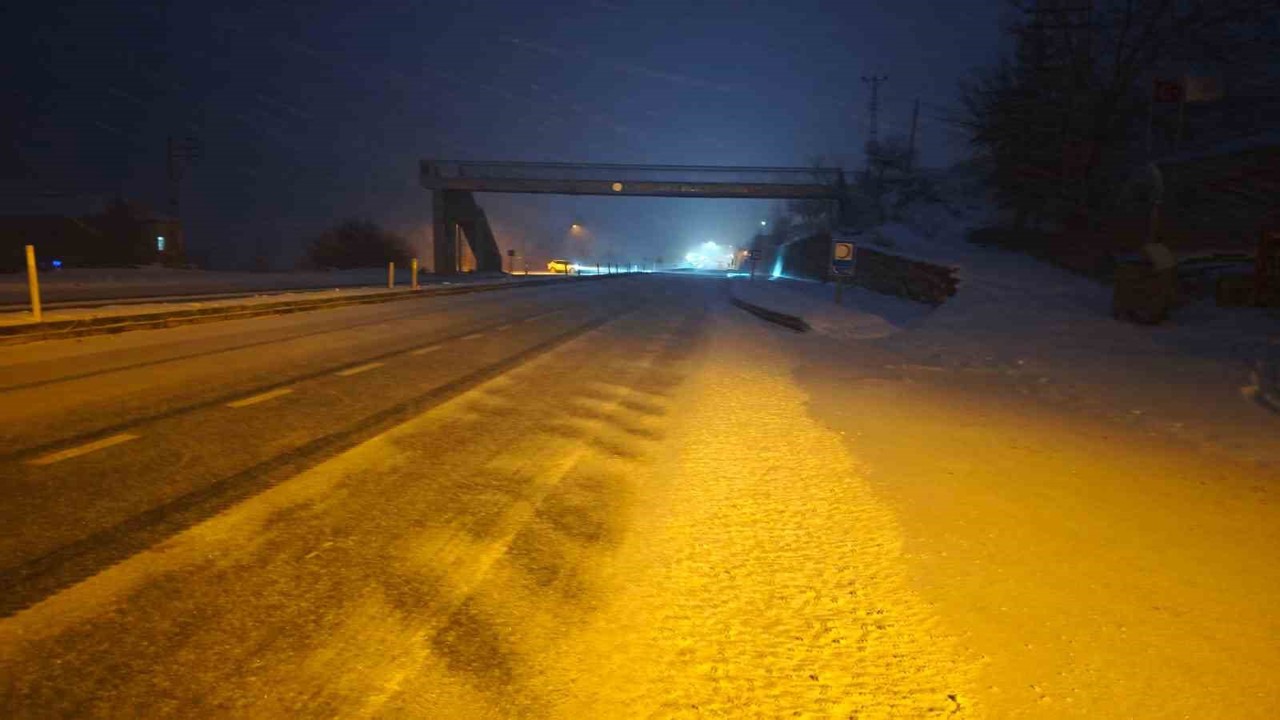 Malatya’da kar yağışı etkisini sürdürüyor
