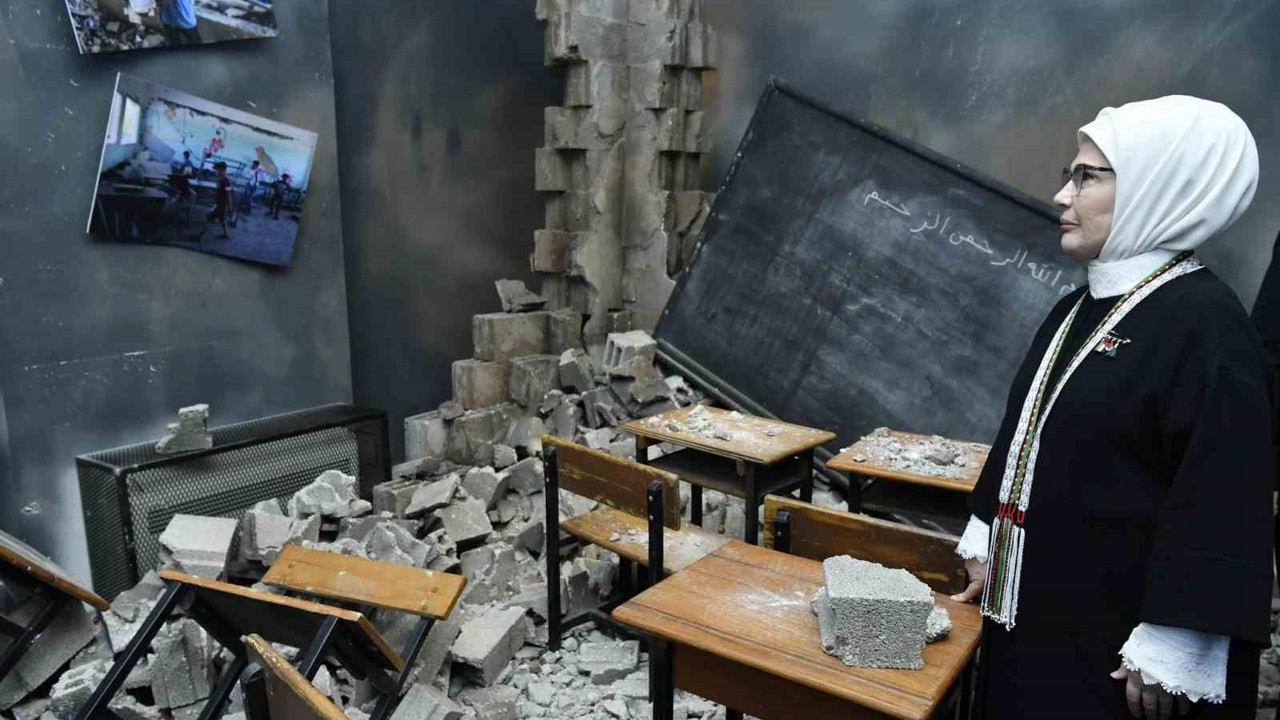 Emine Erdoğan’dan "Kalanlar" Filistin Sergisi paylaşımı
