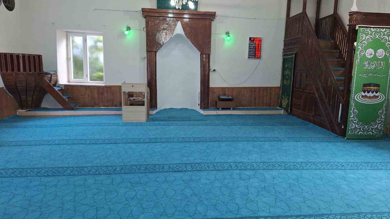 Dampınar Camii’nin tadilatı tamamlandı
