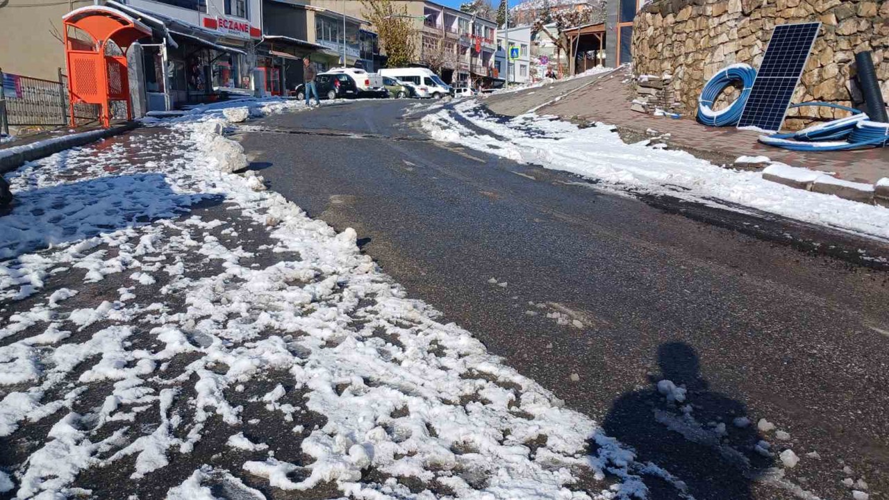 Kulp beyaza büründü
