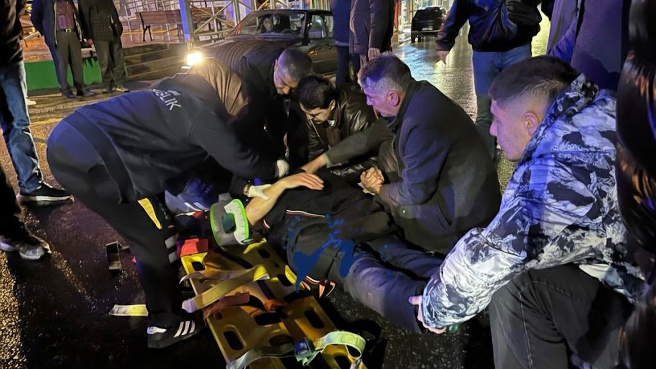 Sakarya’da otomobilin çarptığı yaya yaralandı, sürücü aranıyor
