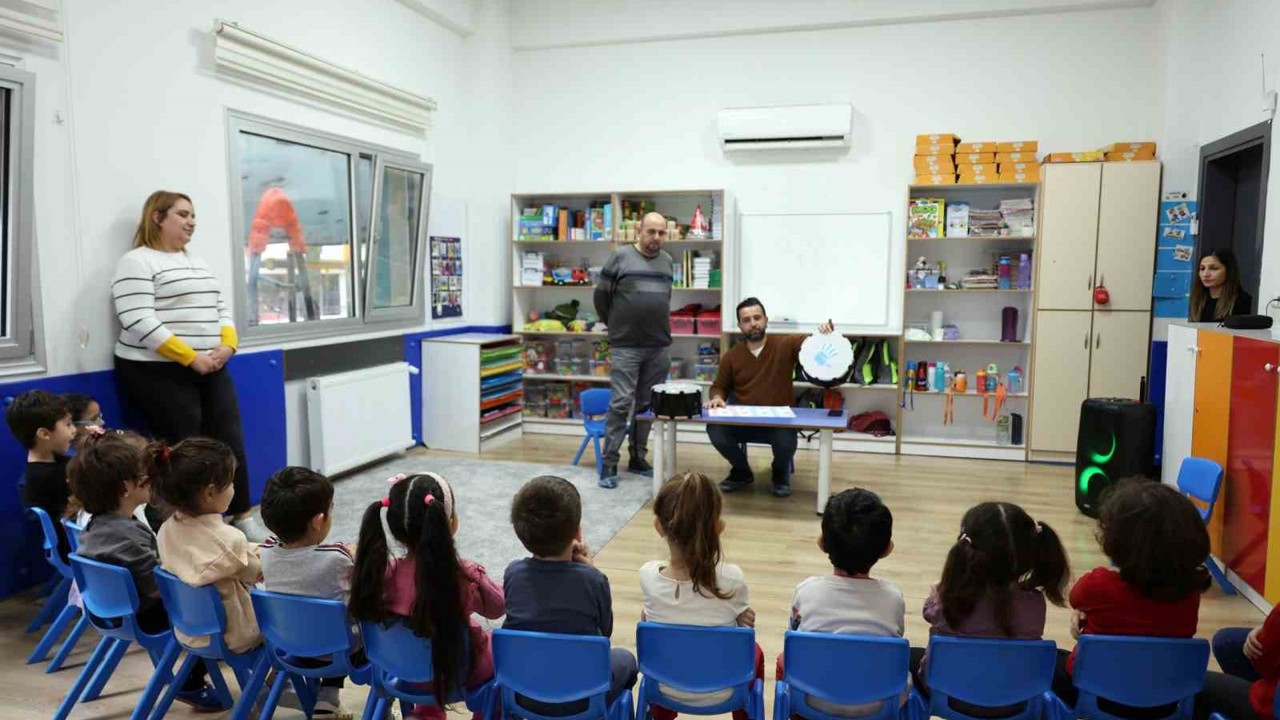 Aydın Büyükşehir Konservatuarı’ndan öğrencilere müzik eğitimi
