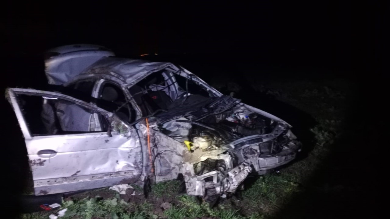 Bandırma’da otomobil domuza çarpıp takla attı: 1 ölü, 1 yaralı
