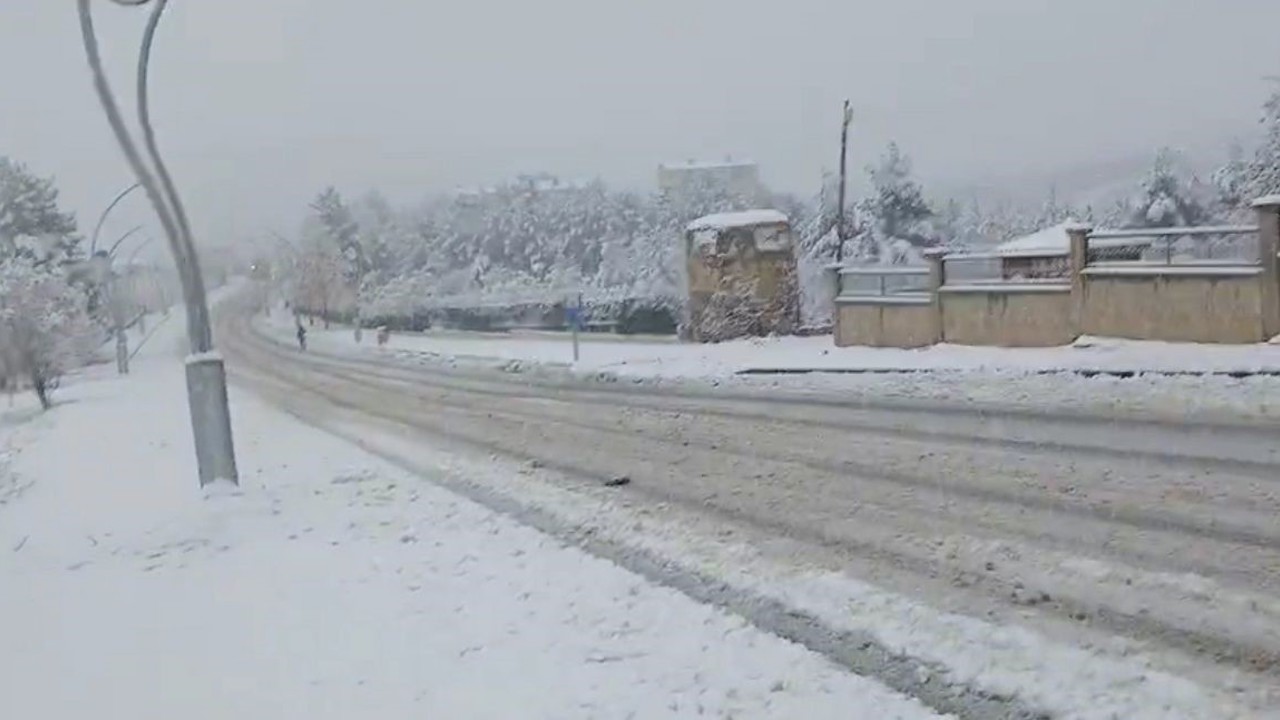 Siirt’te okullar yarım gün tatil edildi
