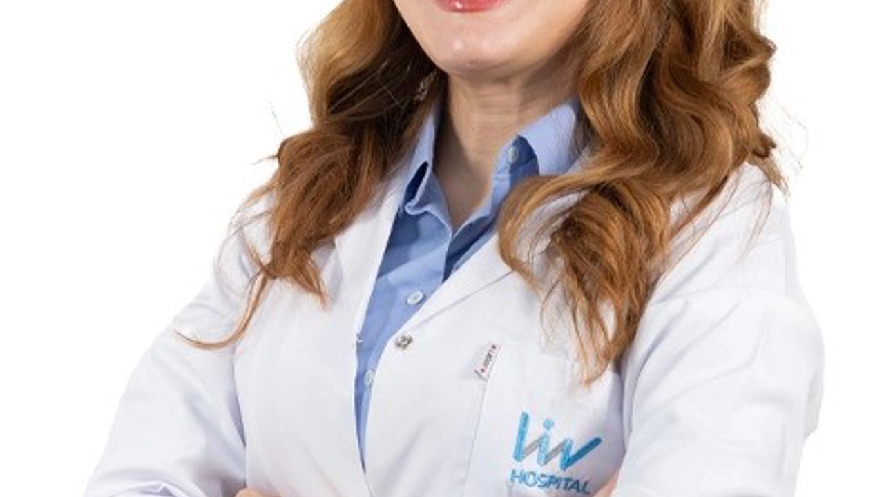 Uzmanından yeni yıl uyarısı: "Alkol ve kalabalık bağışıklığı zayıflatıyor"
