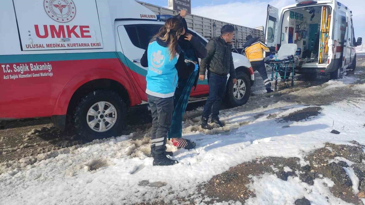 Şanlıurfa’da karlı yollarda doğum seferberliği
