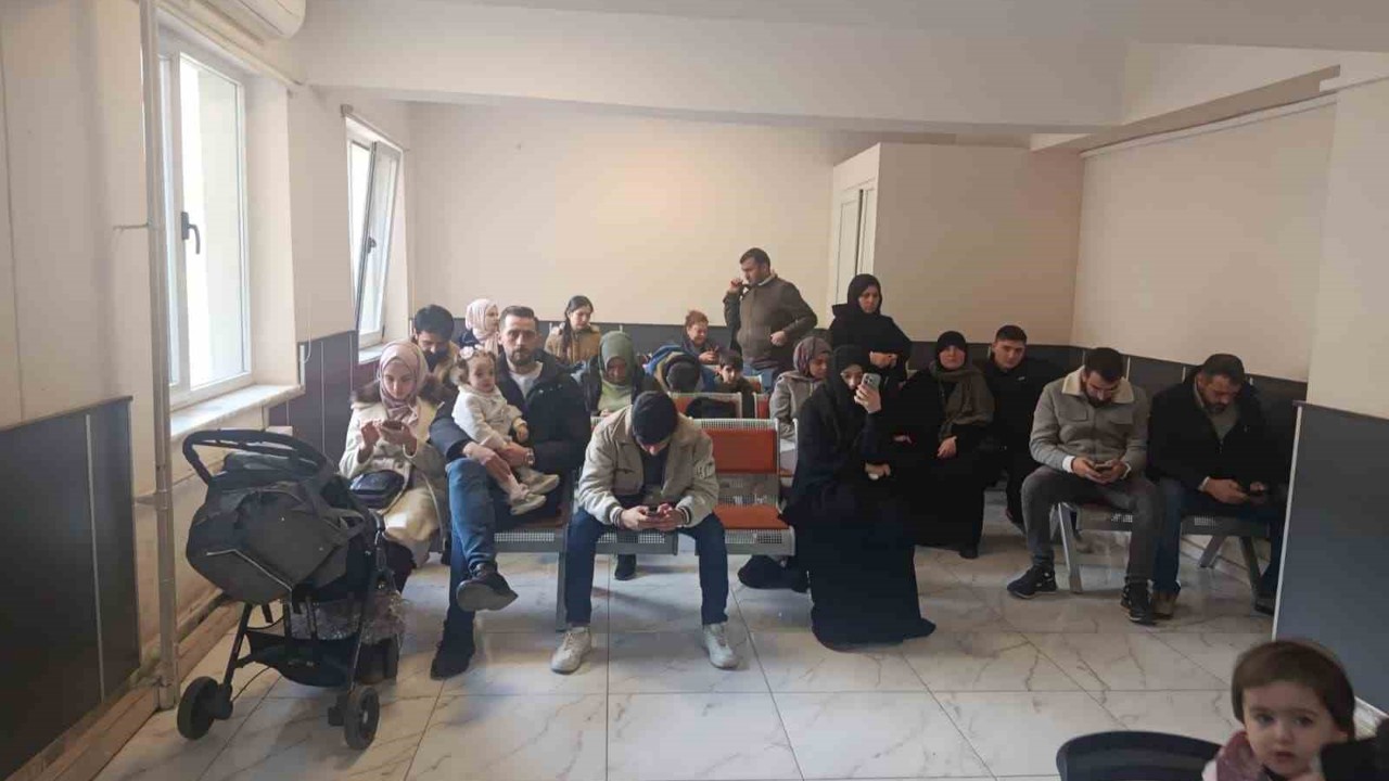 Yeni yıla günler nüfus müdürlüklerinde yoğunluk yaşanıyor
