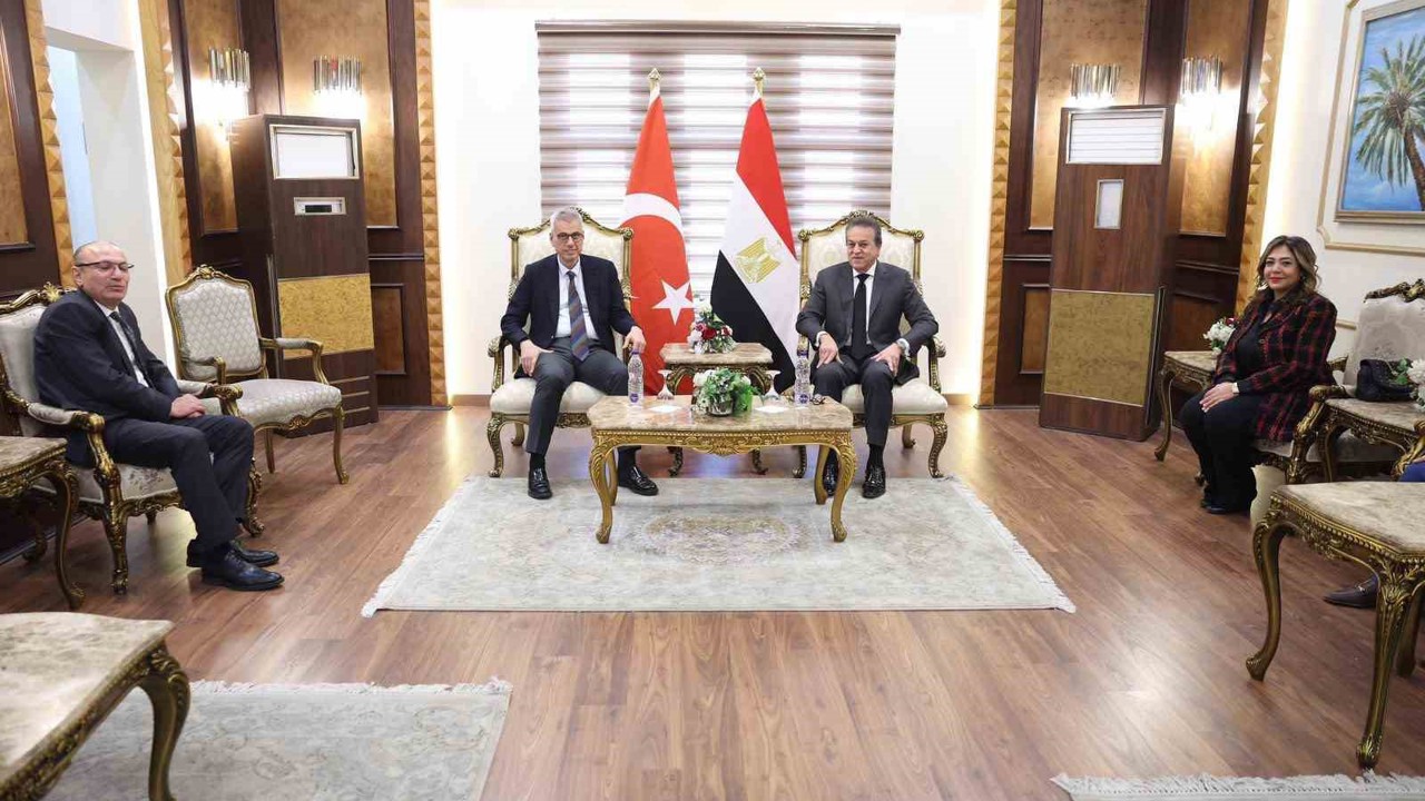 Sağlık Bakanı Memişoğlu, Mısır’da
