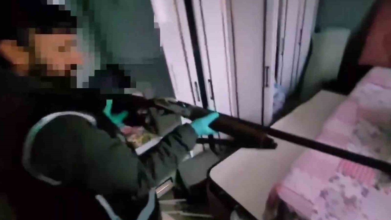 Ağrı’da yasa dışı silah ticareti operasyonu: 2 tutuklama
