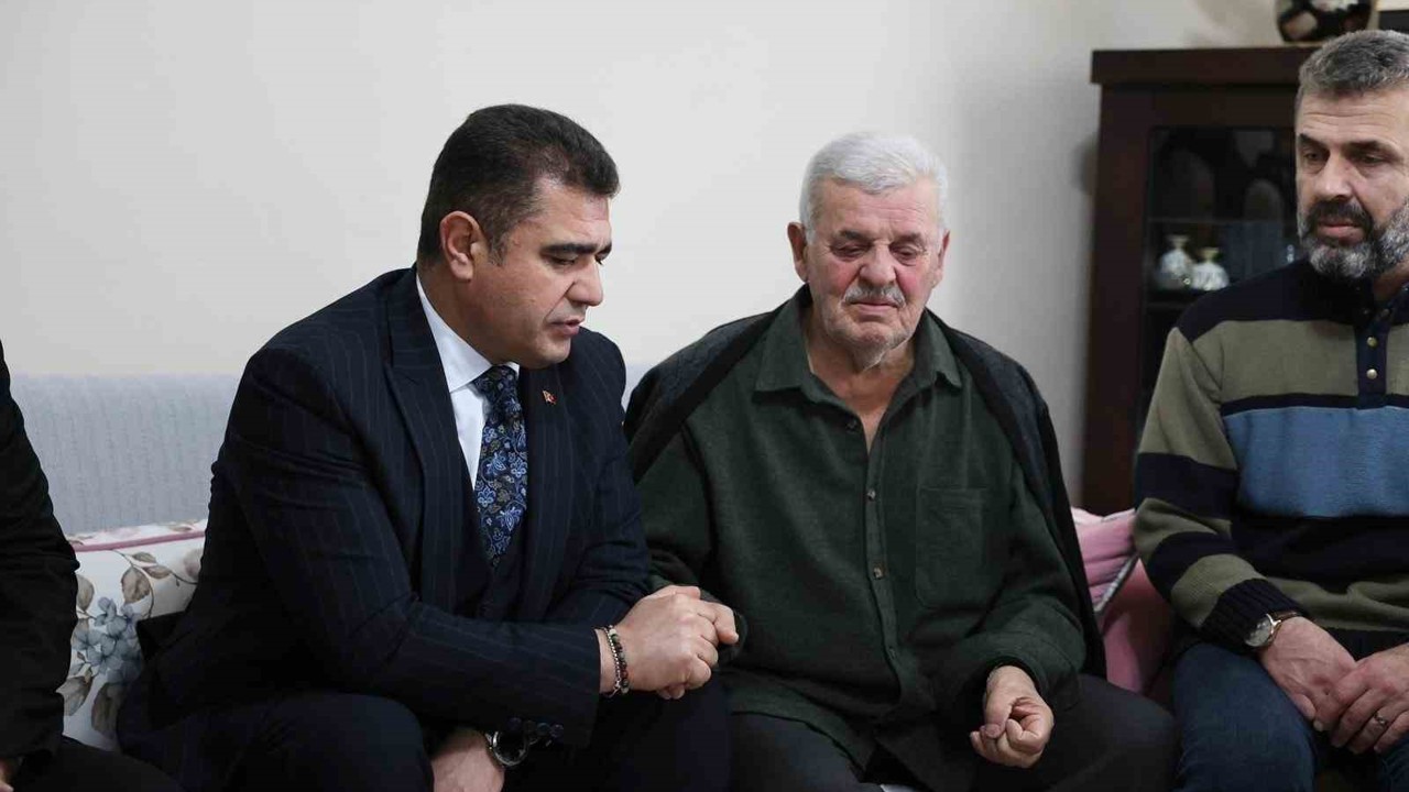 Vali Aslan şehit polis Turgut Külünk’ün ailesini yalnız bırakmadı
