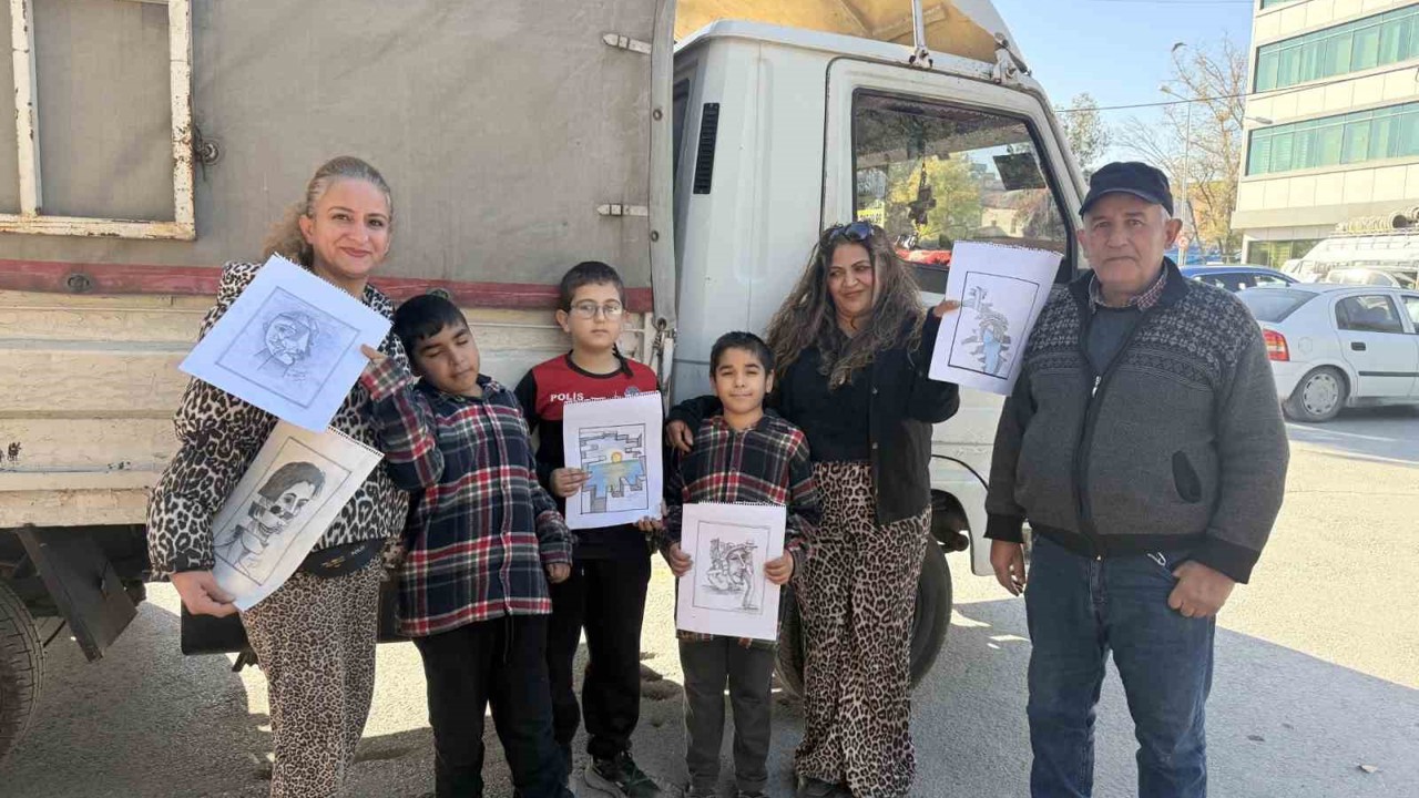 Çizimlerini gören ressam sanıyor: Nakliyatçının resimleri ressamların çizimlerini aratmıyor
