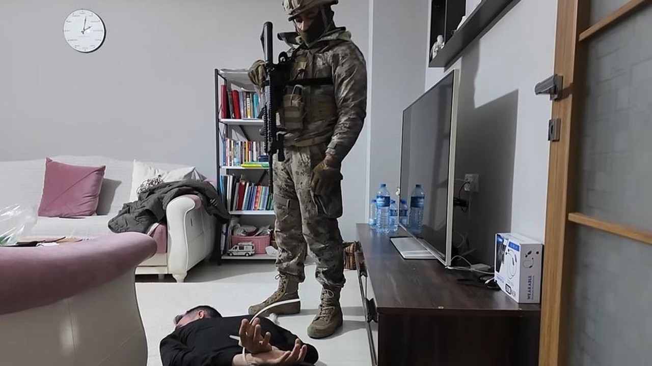 Kocaeli’de büyük DEAŞ ve El-Kaide operasyonu: 37 gözaltı
