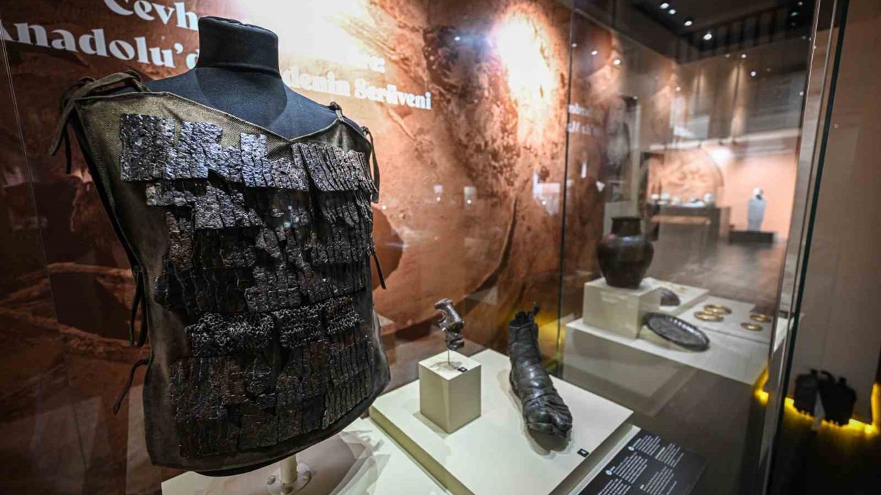 Bakan Ersoy: "2025 yılında toplam 180 kültür varlığının ülkemize iadesi sağlandı"
