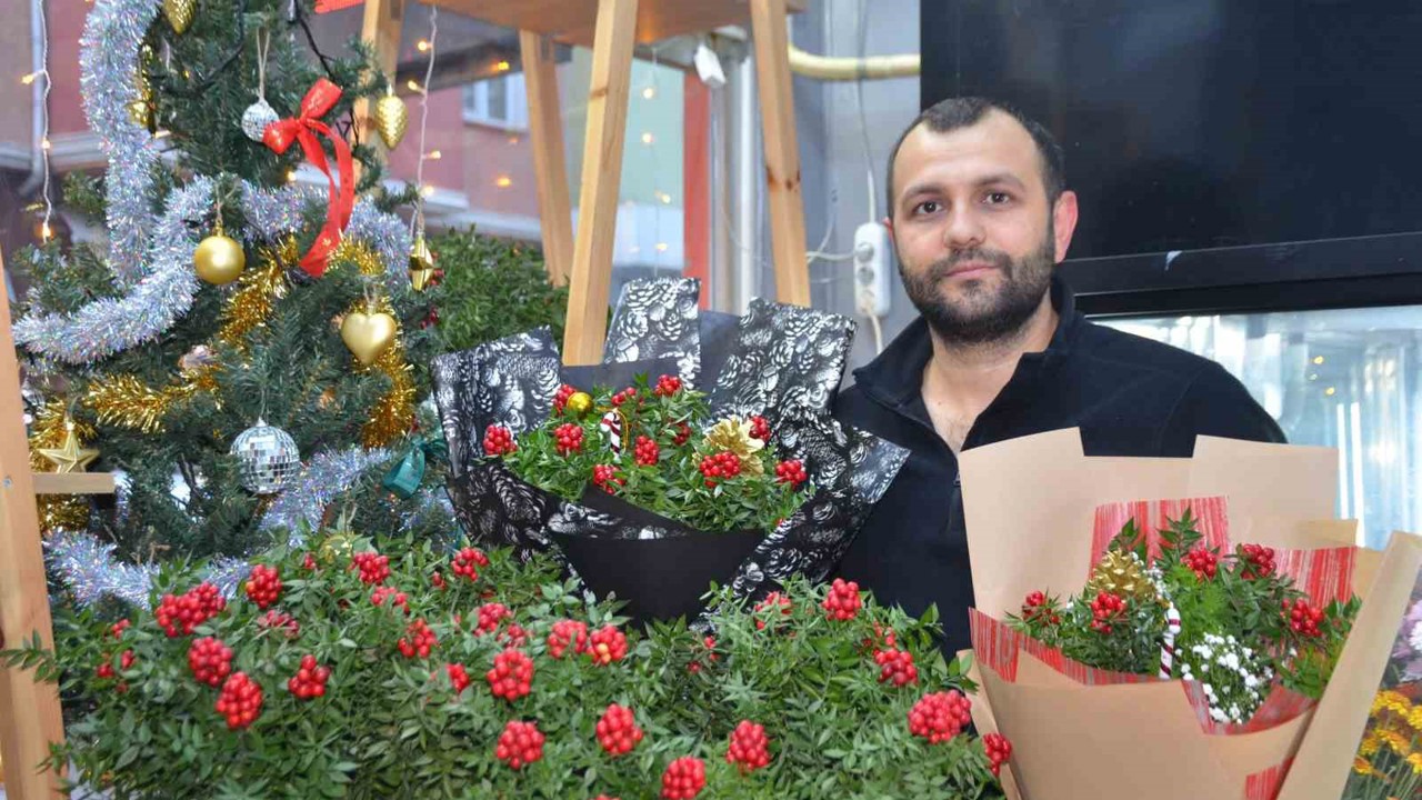 Yılbaşına sayılı günler kala çiçekçilerde tatlı bir telaş başladı
