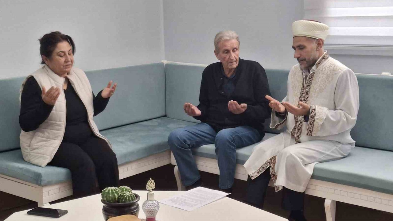 Seydikemer’de Alman Prinz, Müslüman oldu
