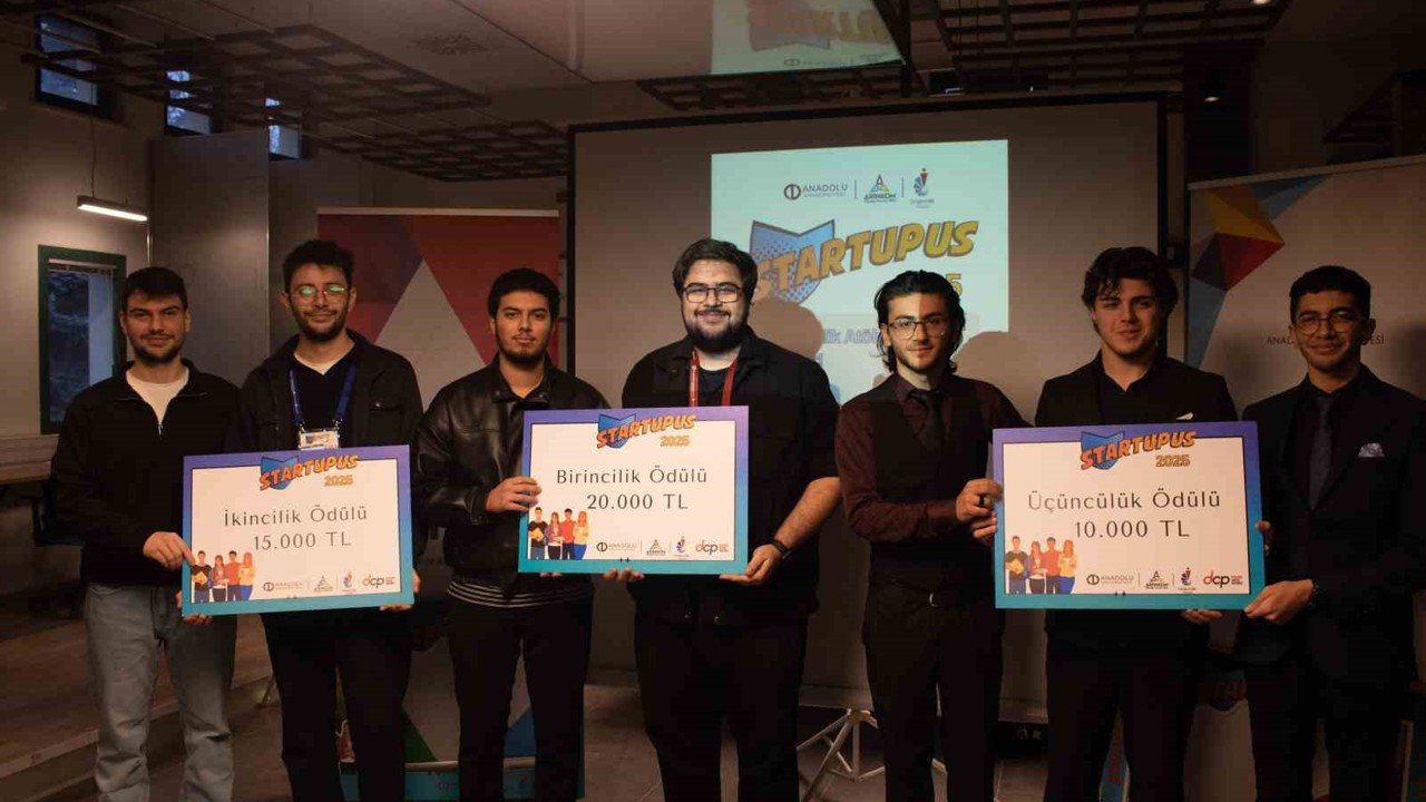 ’STARTUPUS Girişim Atölyesi 2025’ Anadolu Üniversitesi’nde gerçekleştirildi
