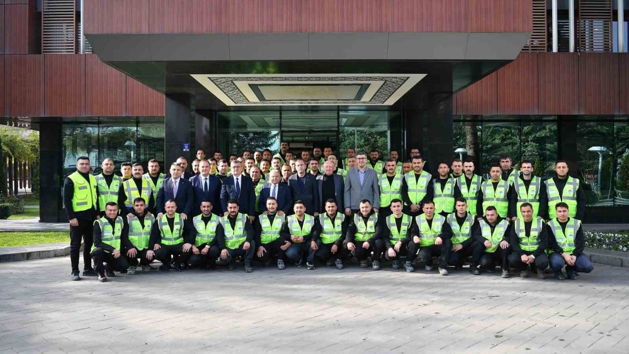 Kayseri Büyükşehir’den teknik bakım onarım hizmetleriyle 2025’te 300 milyon TL’lik tasarruf
