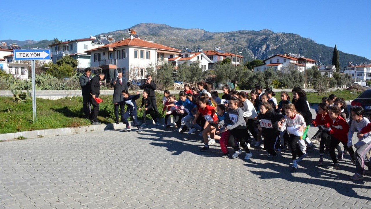 Köyceğiz’de Atatürk yol koşusu yapıldı
