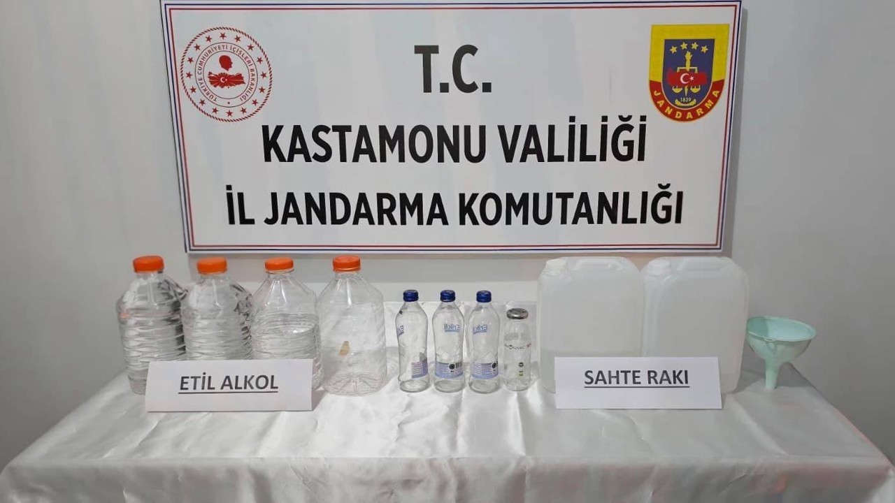 Kastamonu’da yılbaşı öncesi kaçak alkol operasyonu
