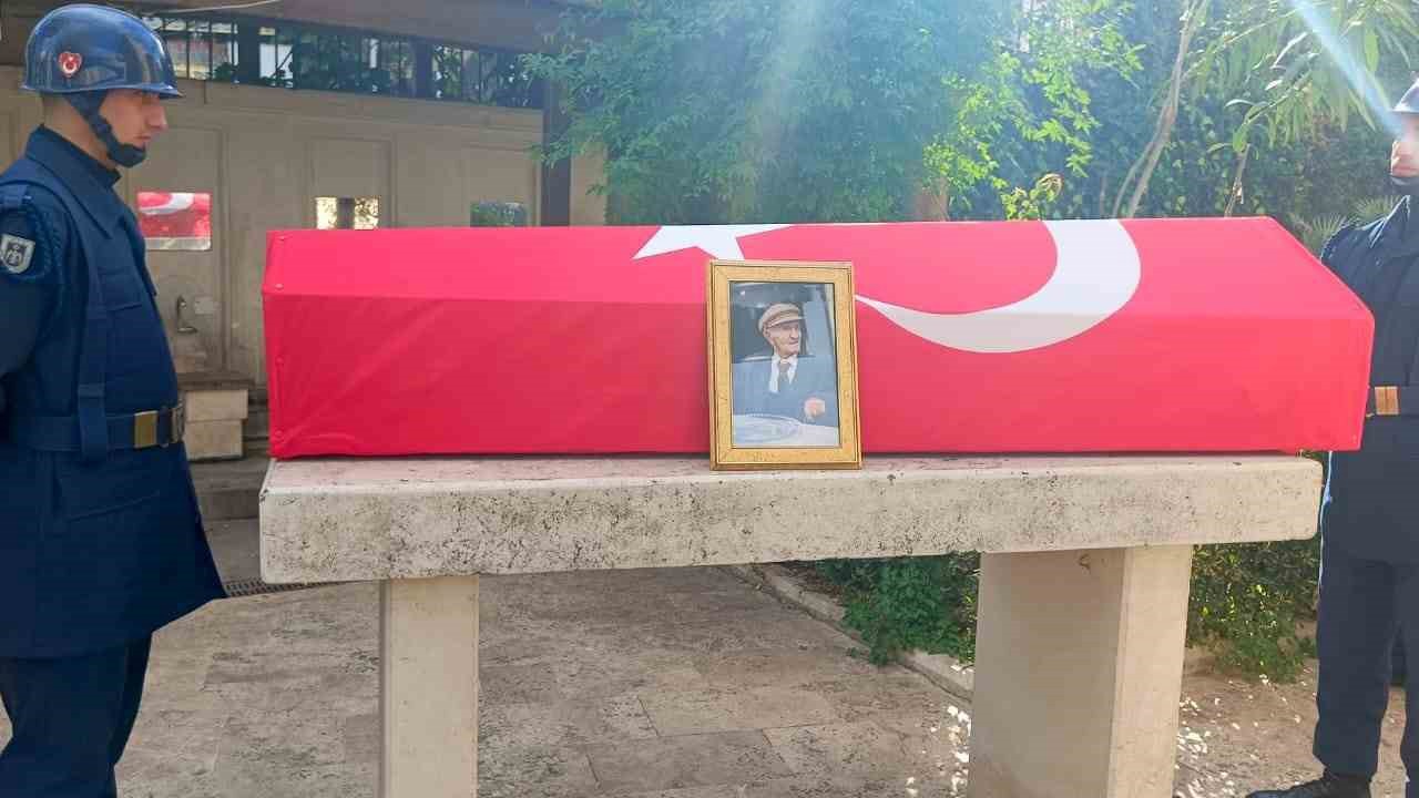 Kore Gazisi Ahmet Orhan Gülez son yolculuğuna uğurlandı
