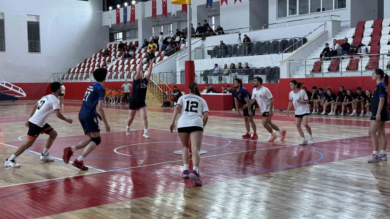 Türkiye Korfbol Süper Ligi müsabakaları Kütahya’da başladı
