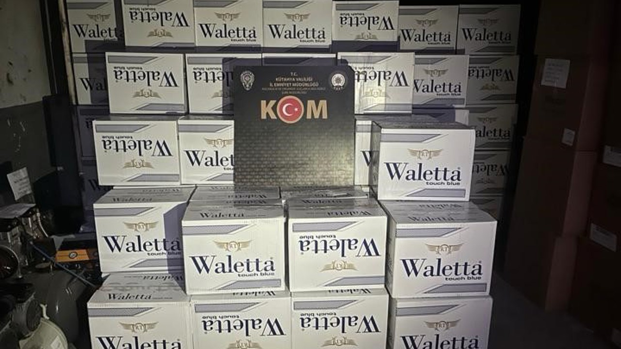 Kütahya’da bir araçta 5 milyon 190 bin boş makaron ele geçirildi
