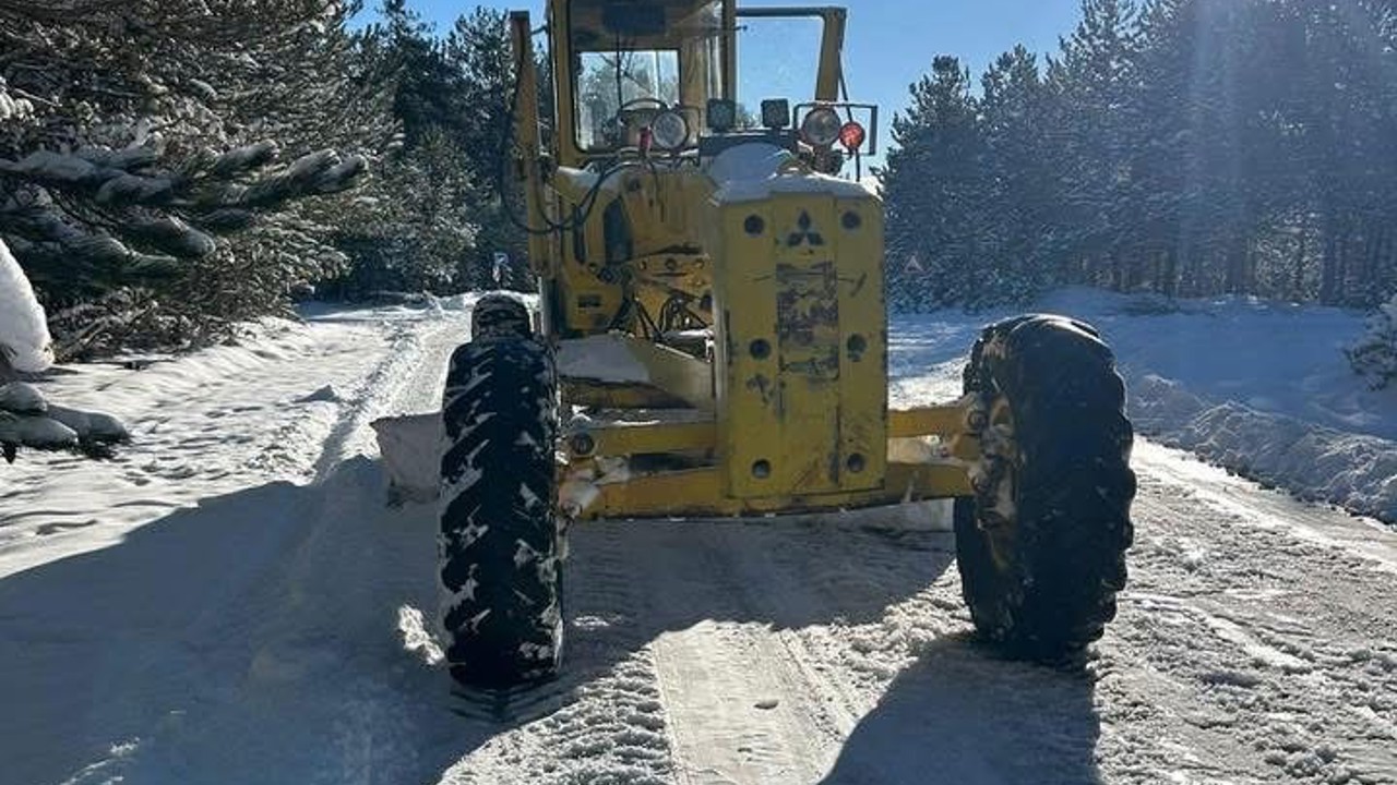 Karla kapanan 278 köy yolundan 149’u açıldı
