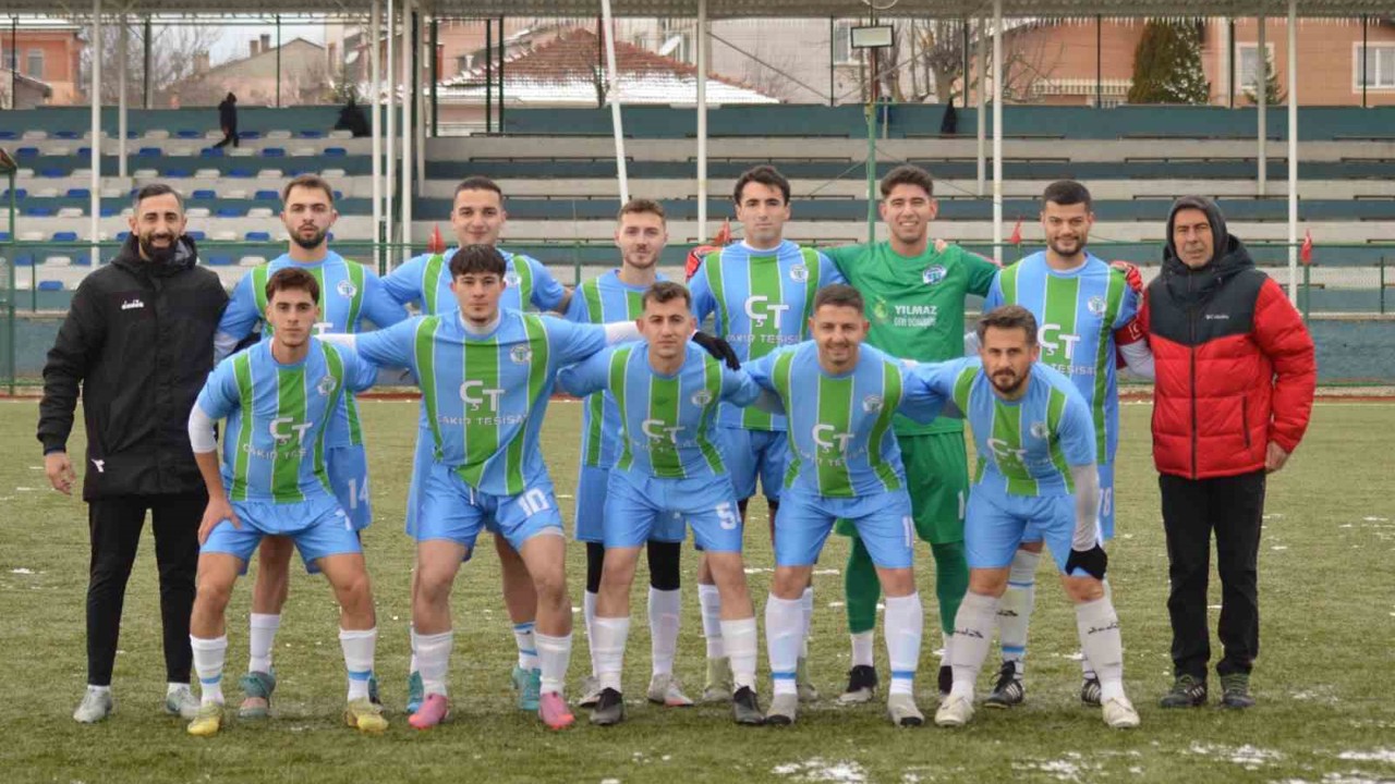 Osmaneli Gençlerbirliği  Spor ligde tutulamıyor
