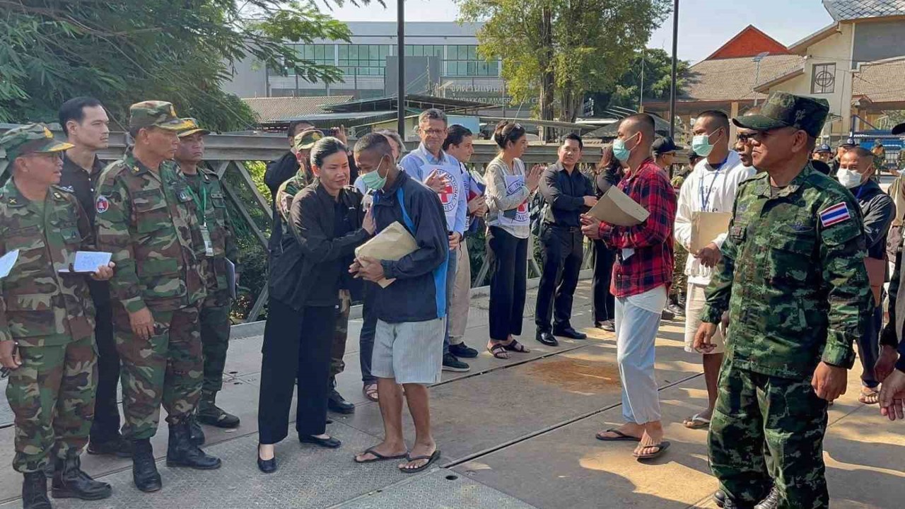 Tayland, ateşkes kapsamında 18 Kamboçyalı askeri serbest bıraktı
