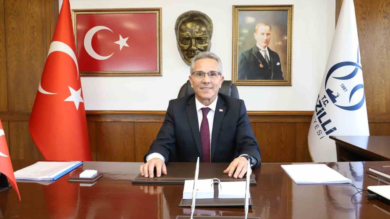 Başkan Erol: "Dualarımız dünyada adaletin hakim olması içindir"
