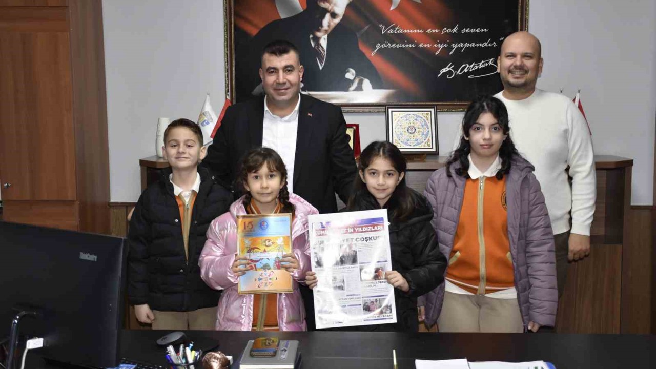 Karacabey Belediyesi, öğrencilerin yanında
