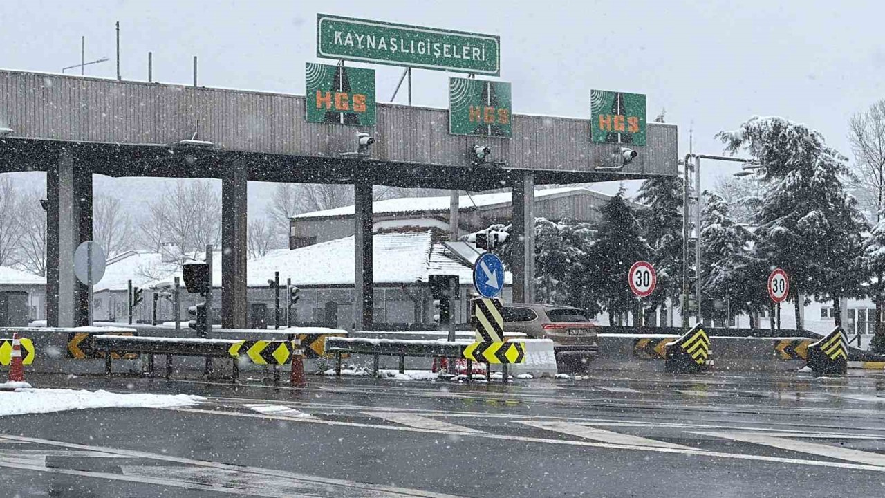 Anadolu otoyolunda kontrollü geçiş sağlanıyor
