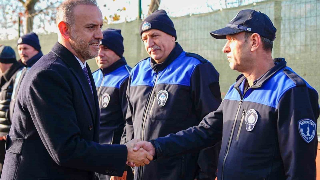 Başkan Yeğin, yeni yıl öncesi Sancaktepe Belediye personeliyle bir araya geldi
