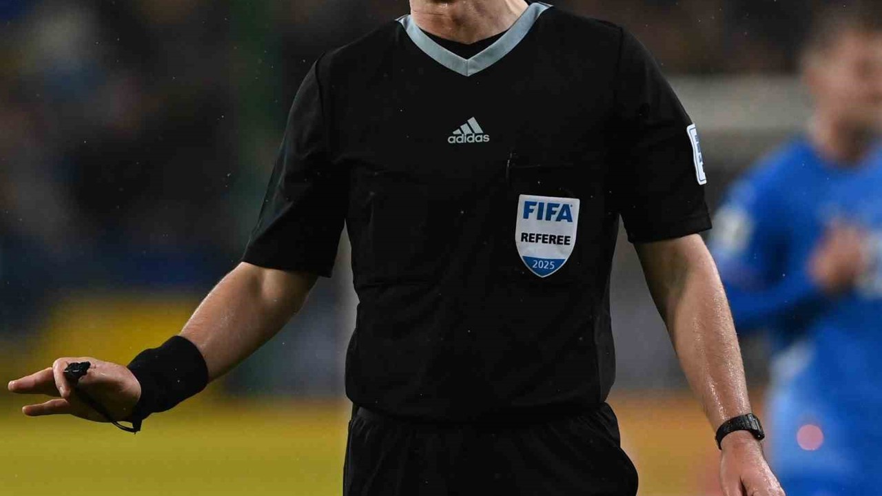 TFF, 2026 yılında FIFA kokartı takacak hakemleri belirledi
