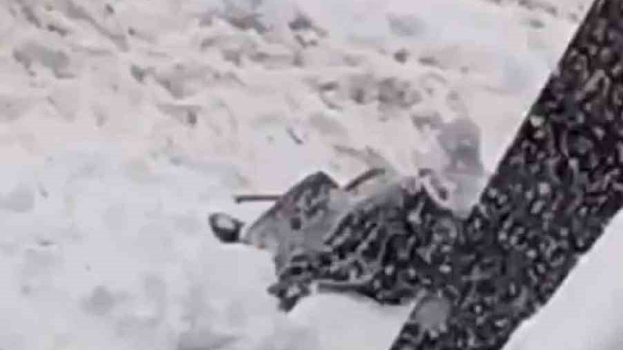 Diyarbakır’da kar çileye dönüştü
