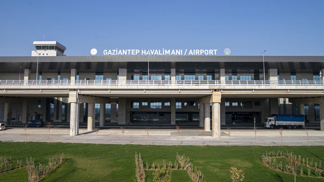 Gaziantep’te Havalimanı’nda uçuşlar tekrar başladı

