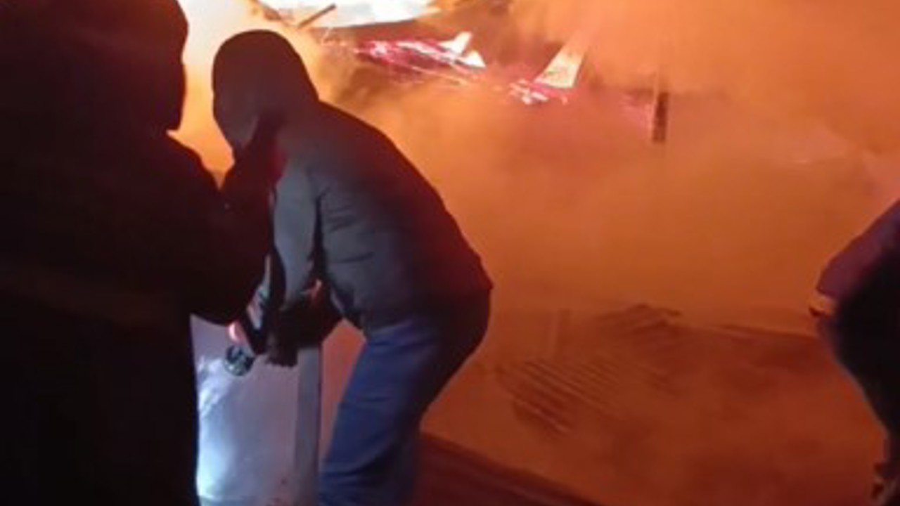 Hizan’da dipçik üretim atölyesinde yangın
