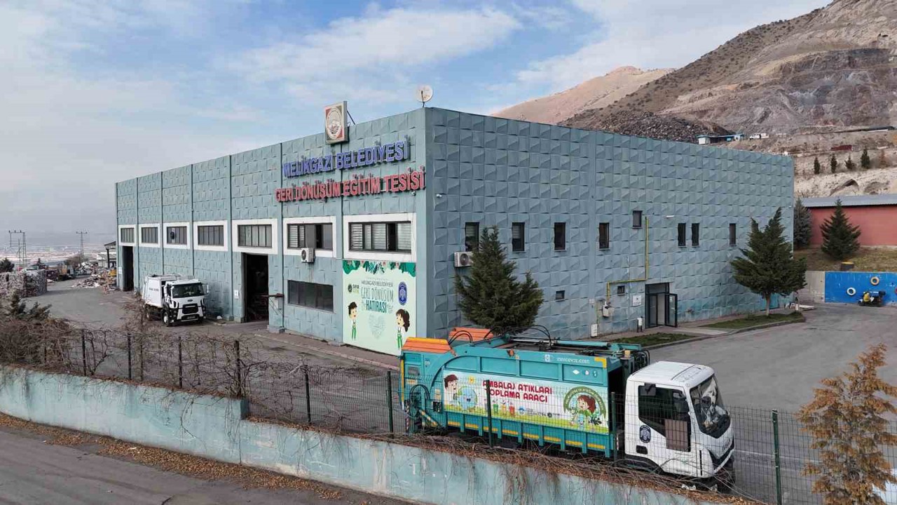 Melikgazi’de yıllık 9 bin ton atık geri dönüşümle ekonomiye kazandırılıyor
