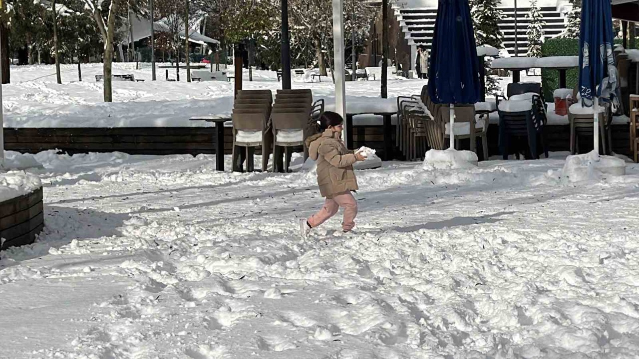 Karın yağışına en çok çocuklar sevindi
