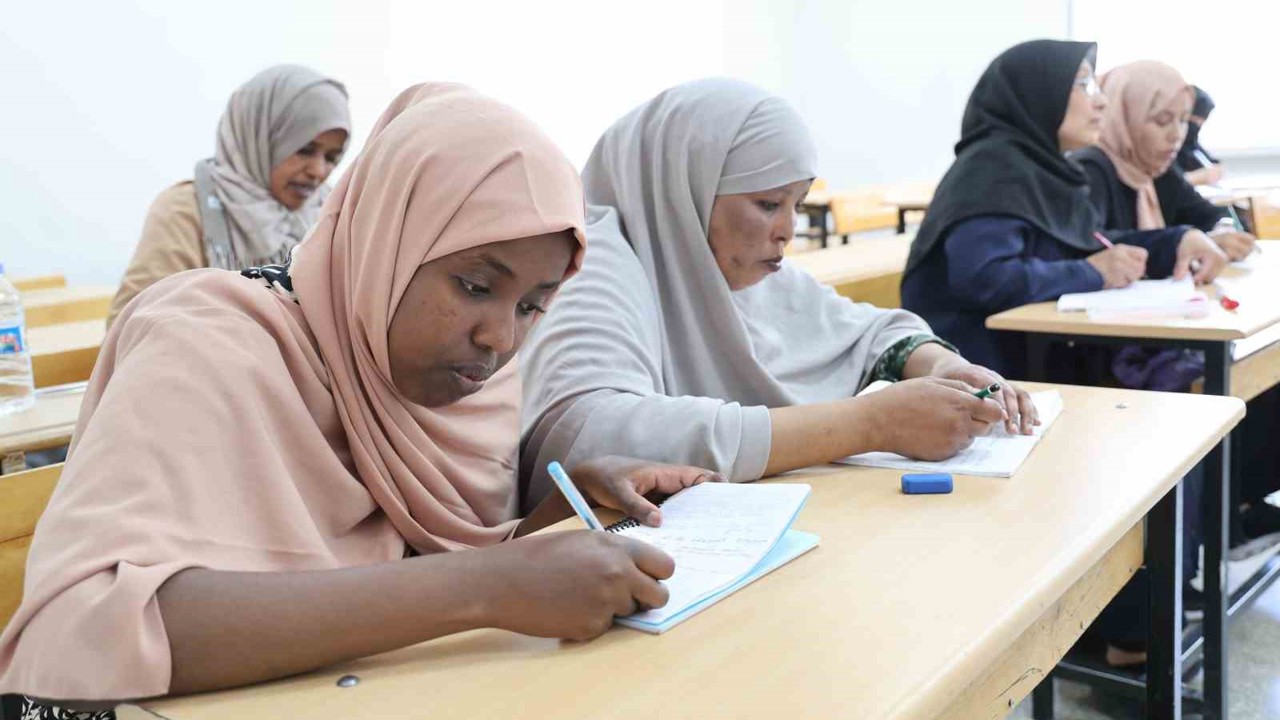 Elazığ’da 1 yılda 31 bin kişiye kurs verildi
