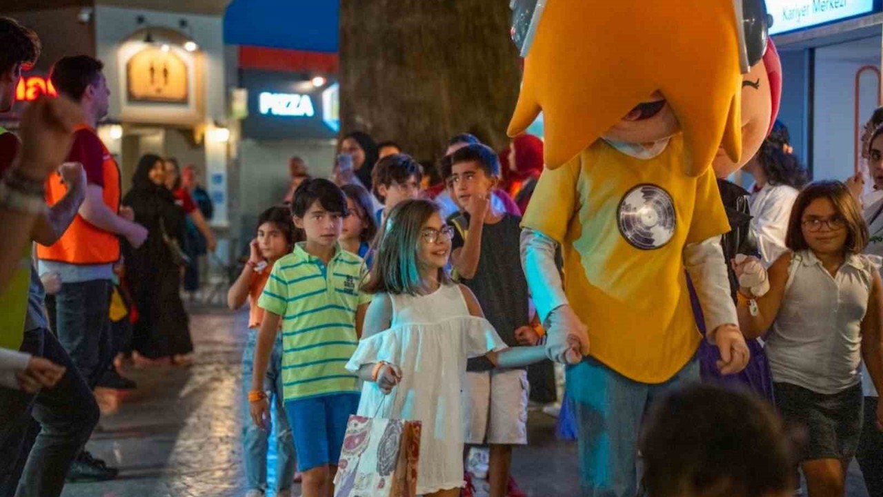 KidZania İstanbul’da, yarıyıl tatil heyecanı ‘Karne Partisi’ ile başlıyor
