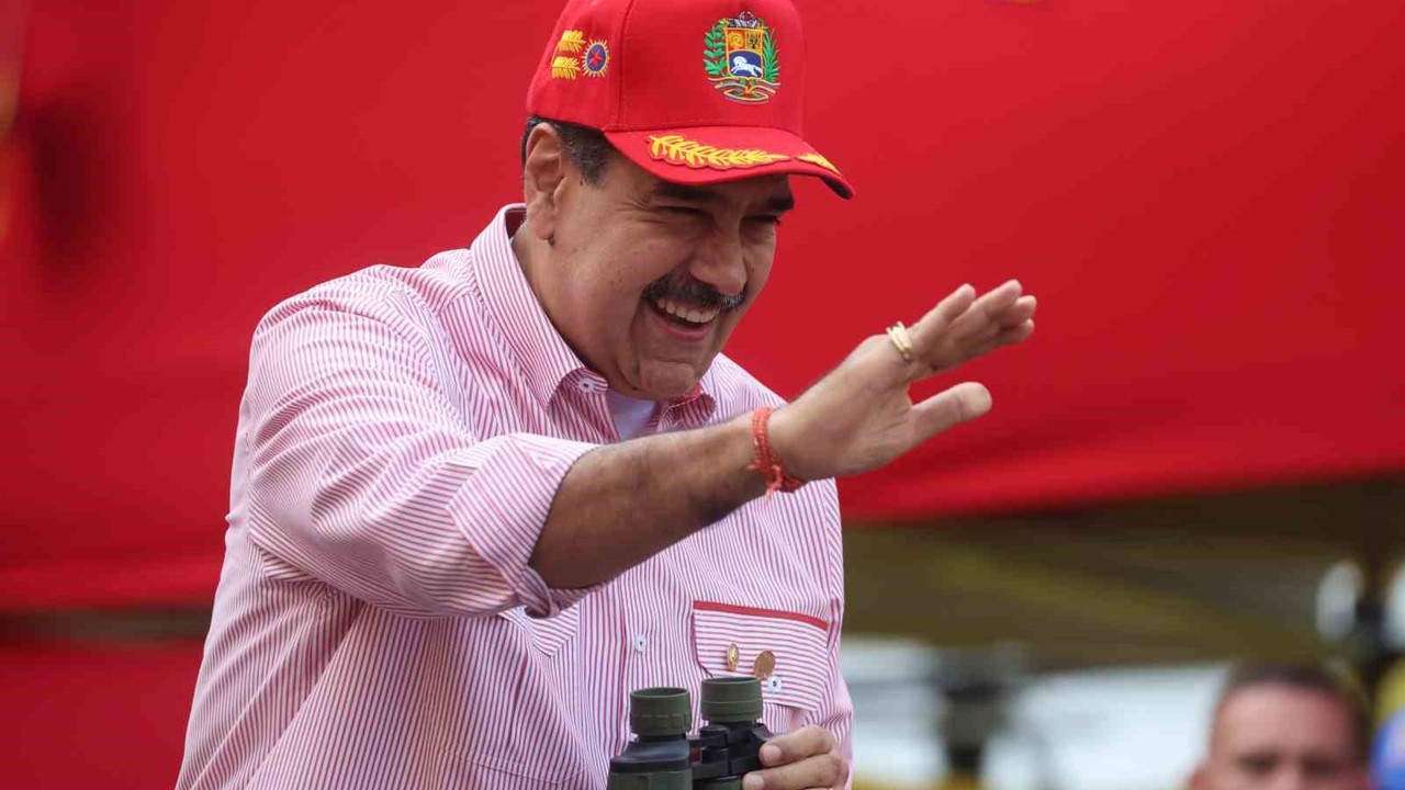 Venezuela lideri Maduro: "Uyuşturucu kaçakçılığı ve petrol konusunda ABD ile diyaloğa hazırız"
