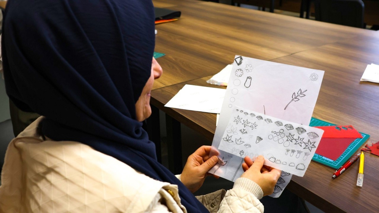Kağıttan sanata: Ümraniye’de Katı’ sanatı geleceğe taşınıyor
