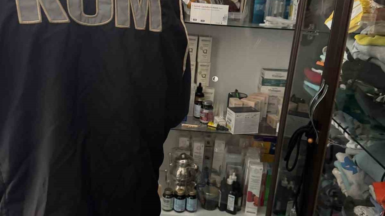 Konya’da evde kaçak klinik operasyonu
