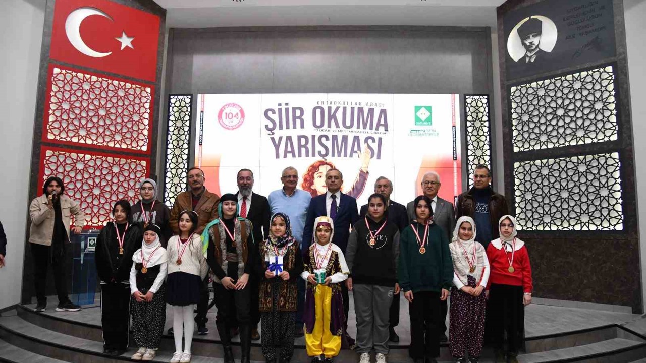 Osmaniye’de 7 Ocak coşkusu, ortaokullar arası şiir yarışmasıyla taçlandı
