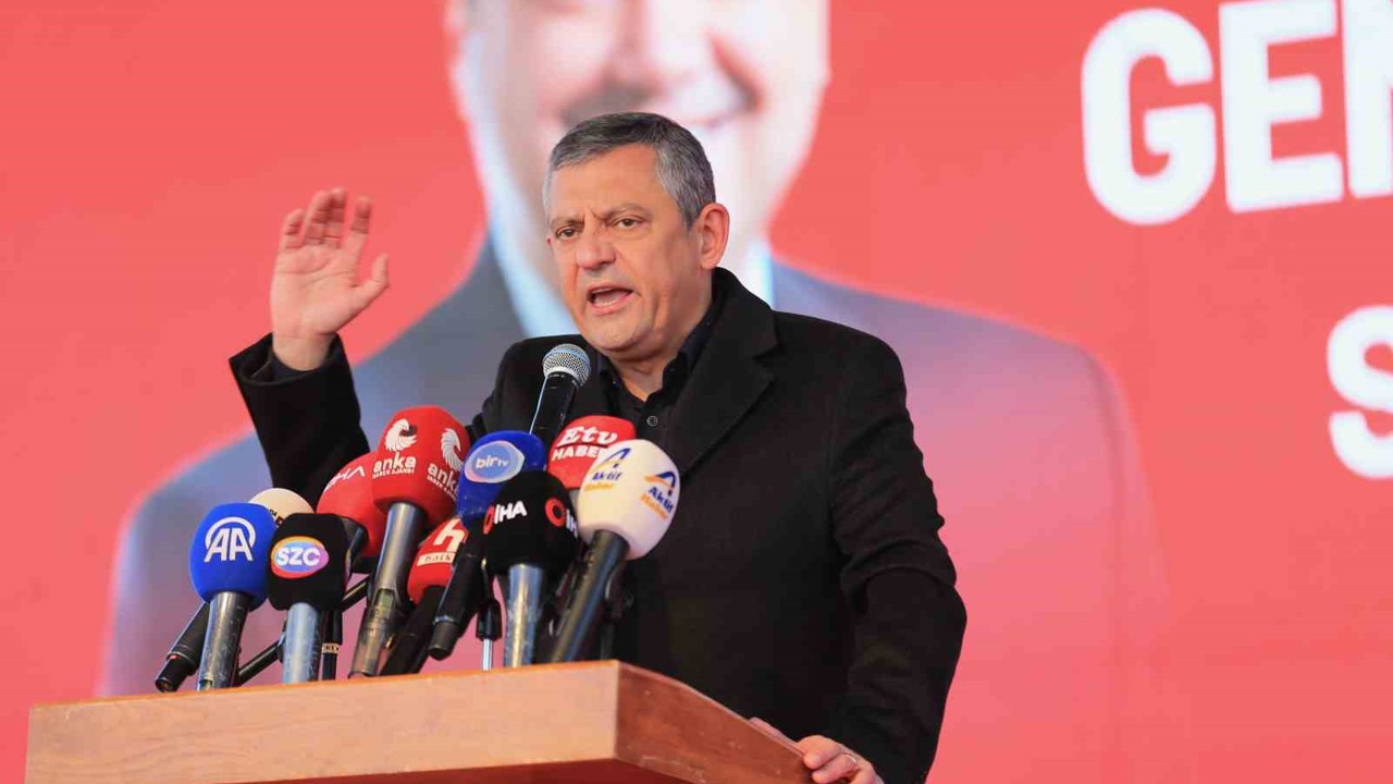 Özgür Özel: "Artık bu kutuplaşmadan çıkmamız lazım"
